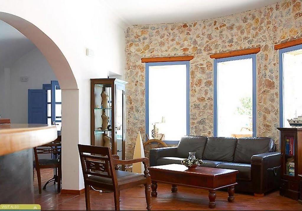 Meltemi Suites Perísza Kültér fotó
